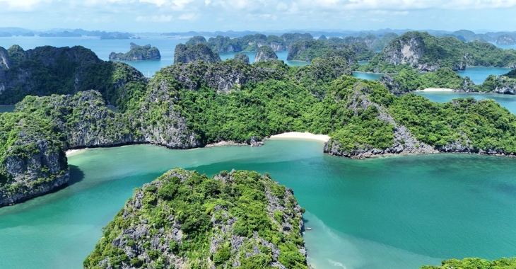 Ha Long Bay is beautiful year-round