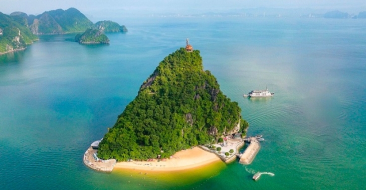 Halong Bay what to do? Unveiling the coordinates for unforgettable fun