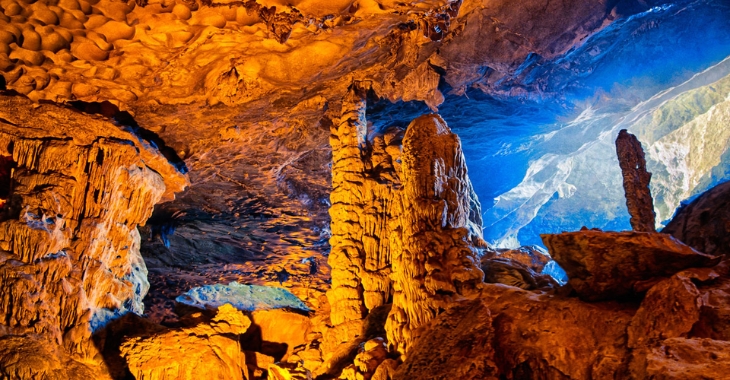 Sung Sot Cave is renowned for its vast chambers filled